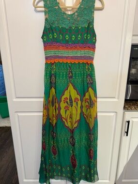 Anthropologie- HEMANT & NANDITA Green Lace Dress Top